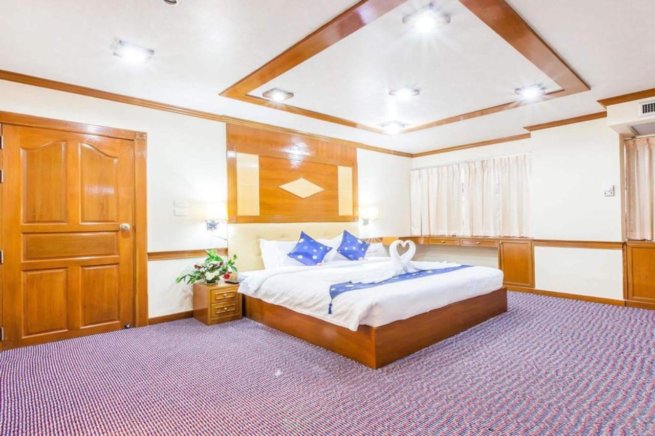 Oyo 796 Paradise Sukhumvit Hotel Bangkok Exteriör bild
