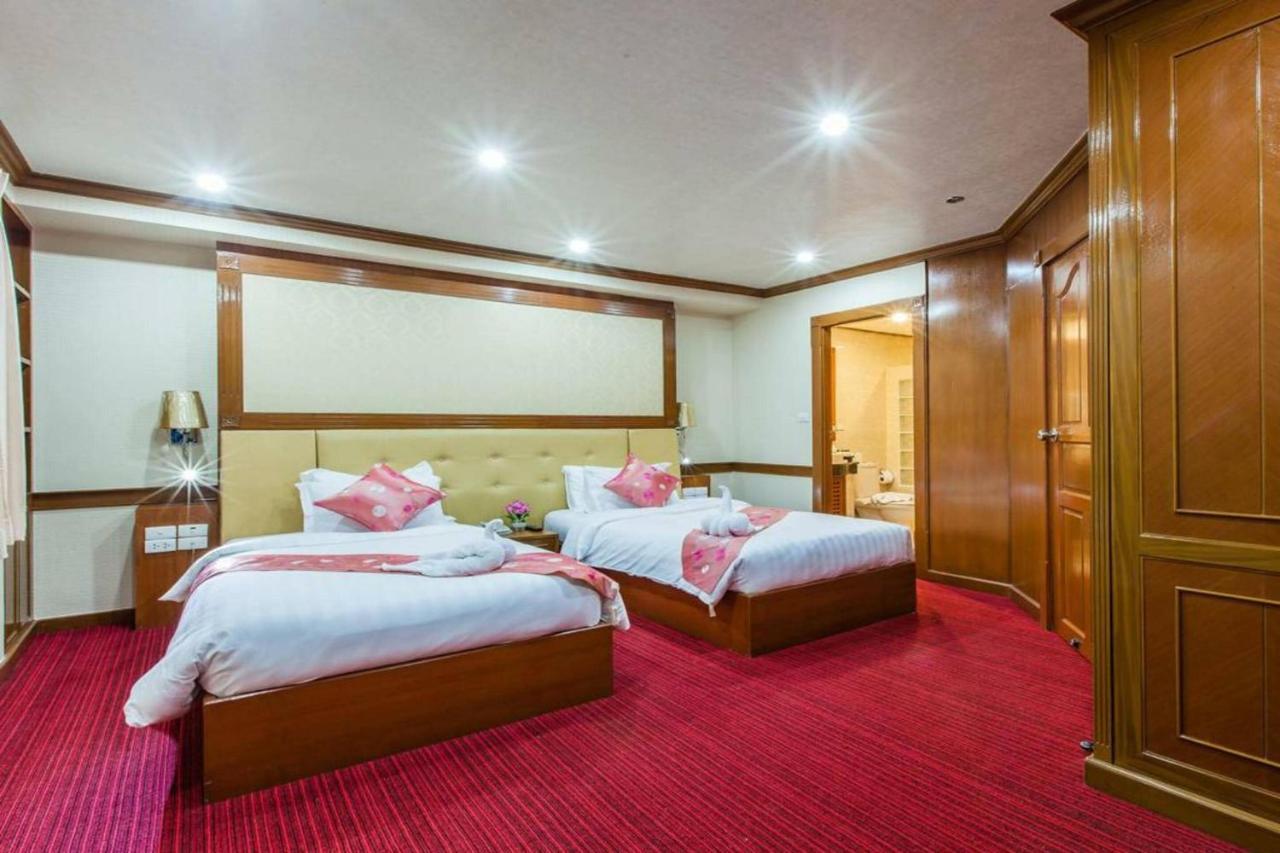 Oyo 796 Paradise Sukhumvit Hotel Bangkok Exteriör bild
